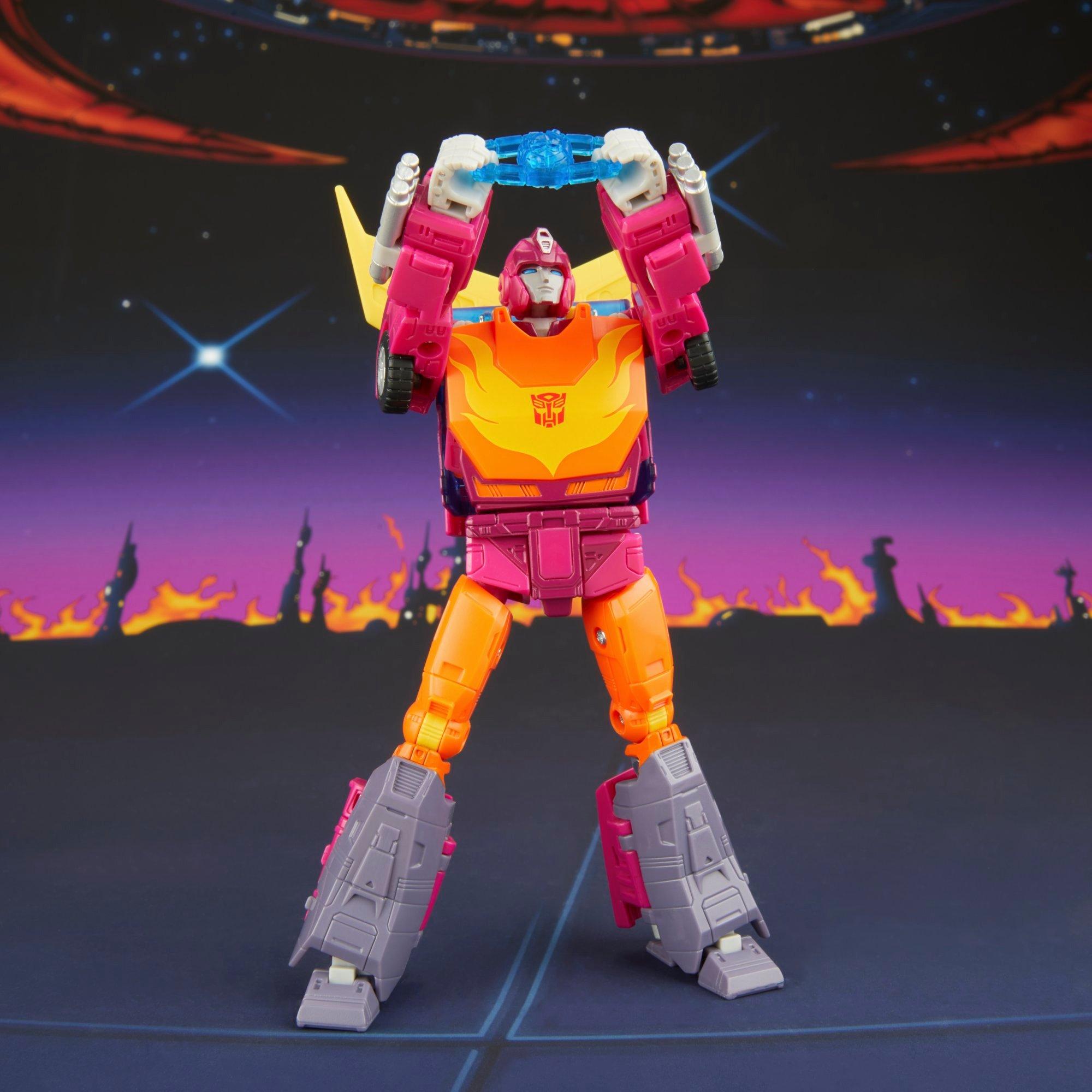 Transformers Studio Series MTMTE Collection The Transformers: The Movie Voyager Class Autobot Hot Rod